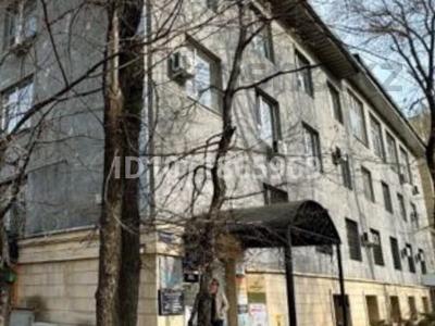 Свободное назначение, офисы, салоны красоты, кабинеты и рабочие места, студии · 15 м² за 60 000 ₸ в Алматы, Алмалинский р-н