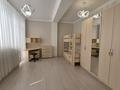 3-бөлмелі пәтер · 133.9 м² · 4/8 қабат, проспект Каныша Сатпаева 41А, бағасы: 400 000 ₸ в Атырау, мкр Авангард-2 — фото 11