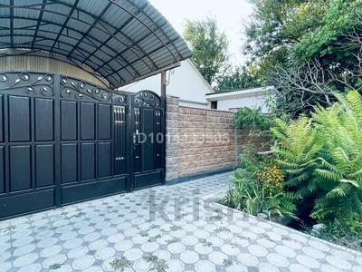 Жеке үй · 6 бөлме · 170 м² · 7 жүзд., Комратова — Конаева, бағасы: 50 млн ₸ в Таразе