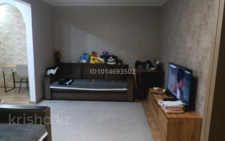 2-бөлмелі пәтер · 46 м² · 1/5 қабат, 343 квартал 12, бағасы: 18 млн ₸ в Семее — фото 2