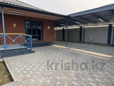 Отдельный дом · 5 комнат · 200 м² · 5 сот., СДУ за 75 млн 〒 в Каскелене