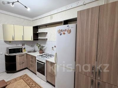 1-бөлмелі пәтер · 50 м² · 2/5 қабат, Алтын орда ш/а., Тауелсиздик, бағасы: 19 млн ₸ в Актобе, мкр. Алтын орда