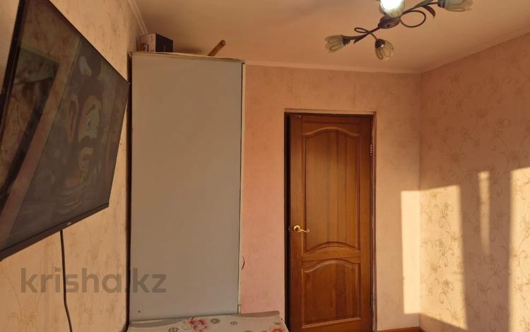 4-комнатная квартира · 62.5 м² · 4/5 этаж, мкр 5 за 15 млн ₸ в Актобе — фото 2