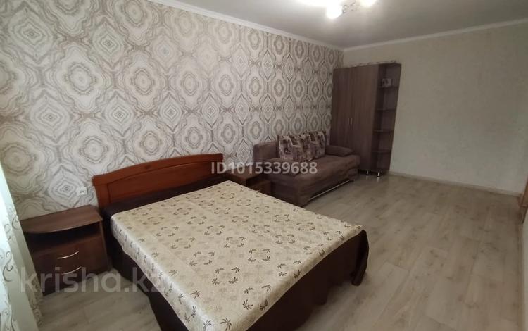 1-комнатная квартира · 45 м² · 4/5 этаж, Назарбаева 23 за 160 000 ₸ в Павлодаре — фото 2