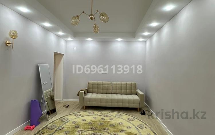 1-комнатная квартира · 49 м² · 7/10 этаж, мкр Нурсая, Т. Жумагалиева 10 за 24 млн ₸ в Атырау — фото 20