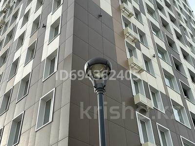 Пәтерлер в Туркестанской обл.: 2-бөлмелі пәтер · 55 м² · 13/20 қабат, 30 4, бағасы: 25 млн 〒 2-бөлмелі пәтер · 55 м² · 13/20 қабат, 30 4, бағасы: 25 млн 〒 в Туркестане