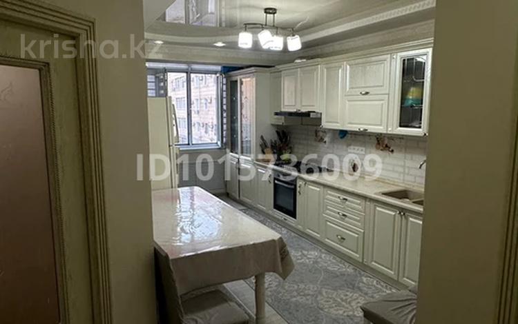 4-комнатная квартира · 110 м² · 3/6 этаж, 32В мкр 5 за 34 млн ₸ в Актау — фото 2