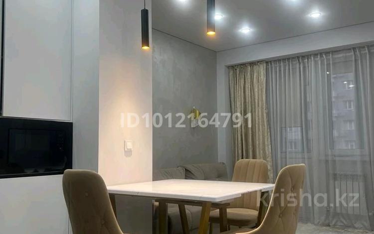 3-комнатная квартира · 70 м² · 3/13 этаж, ул. Есенова 160/3к1 за 65 млн ₸ в Алматы, Жетысуский р-н — фото 2