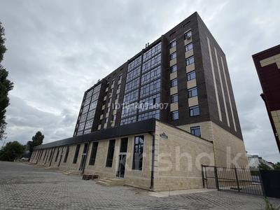 3-комнатная квартира · 101.4 м² · 6/8 этаж, Тауелсиздик 6 за 40.2 млн ₸ в Уральске