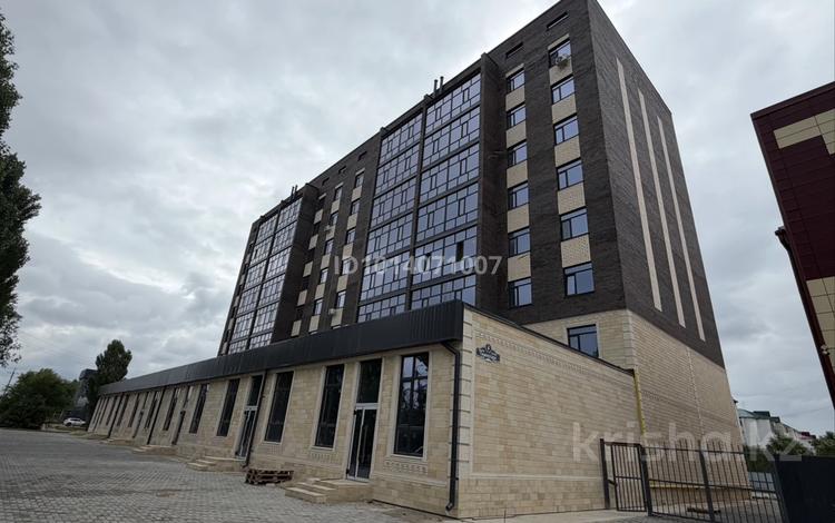 3-комнатная квартира · 101.4 м² · 6/8 этаж, Тауелсиздик 6 за 40.2 млн ₸ в Уральске — фото 2