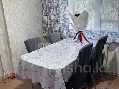 3-бөлмелі пәтер · 65 м² · 1/5 қабат, Машиностроителей 6, бағасы: 300 000 ₸ в Усть-Каменогорске