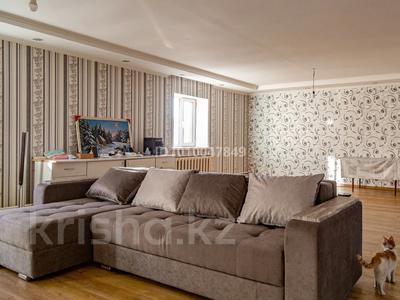 Отдельный дом · 5 комнат · 200 м² · 5.5 сот., 89 за 42.5 млн 〒 в Жибек Жолы