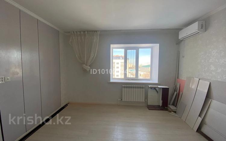 1-комнатная квартира · 41 м² · 5/9 этаж, мкр. Алтын орда, Молдагулова 56е за 21 млн 〒 в Актобе — фото 2