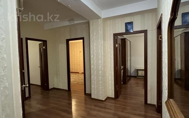 3-комнатная квартира · 86 м² · 1/5 этаж, 17-й мкр 72 за 23.5 млн ₸ в Актау — фото 2