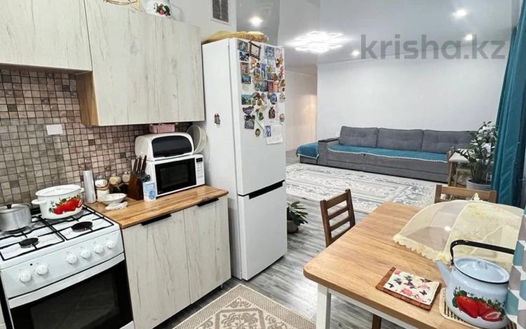 3-комнатная квартира · 80.9 м² · 2/5 этаж, Коктем 8б за 31.6 млн ₸ в Кокшетау — фото 2
