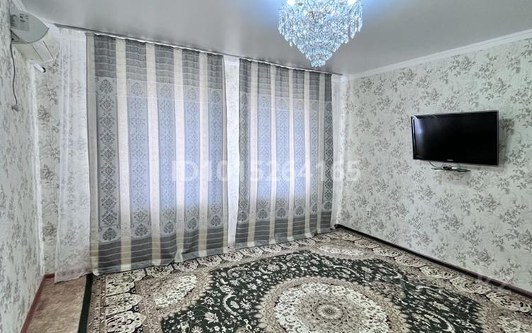 2-комнатная квартира · 60 м² · 3/6 этаж, 32А мкр 22 за 150 000 ₸ в Актау — фото 2