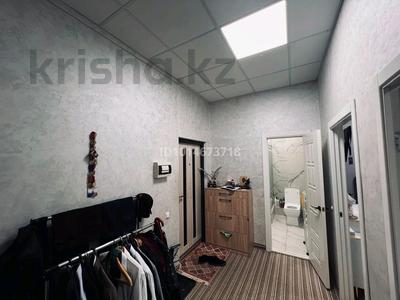2-комнатная квартира · 63 м² · 8/8 этаж, мухамедханова 21 за 35 млн ₸ в Астане, Нура р-н