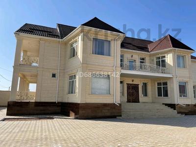 Отдельный дом • 8 комнат • 550 м² • 20 сот., 2 пер Кызыл кайнар 68 за 235 млн 〒 в Таразе