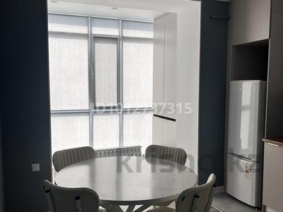 2-бөлмелі пәтер · 73 м² · 5/5 қабат, мкр. Алтын орда, Тауелсиздик 7Г к1 — Үй шамамен №80 ЖББОМ-ның қасында орналасқан, бағасы: 300 000 ₸ в Актобе