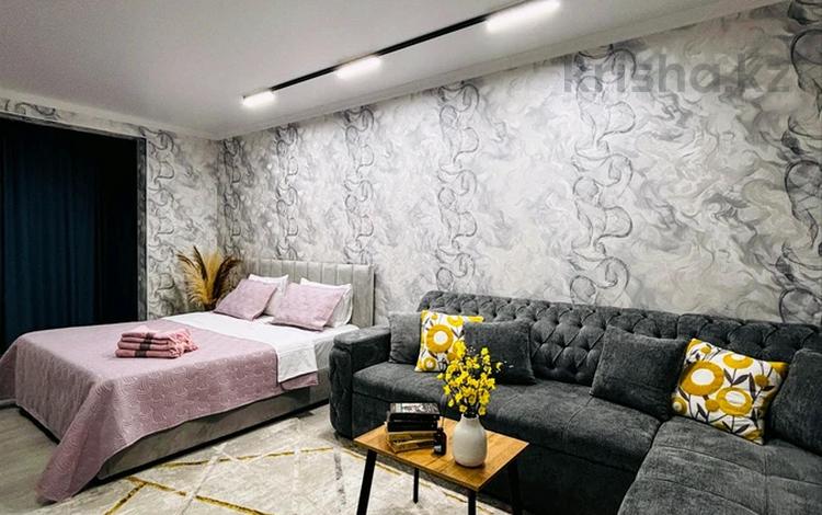 1-комнатная квартира · 50 м² · 3/12 этаж, Нурсат 2 29/6 к1 — Шаяхметов за 20 000 〒 в Шымкенте — фото 2