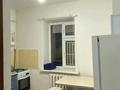 2-бөлмелі пәтер · 54 м² · 4/5 қабат, Абдрахманов 15 Б — Южный остановка 12 мектеп жанындағы қызыл кірпіш дом, бағасы: 120 000 ₸ в  — фото 4