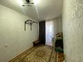 2-бөлмелі пәтер · 46 м² · 8/9 қабат, мкр Юго-Восток, 30й микрорайон, ул Гапеева, бағасы: 16 млн ₸ в Караганде, Казыбек би р-н — фото 4