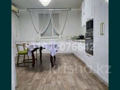 Отдельный дом · 8 комнат · 180 м² · 10 сот., ул. Баршын за 30 млн 〒 в Актобе