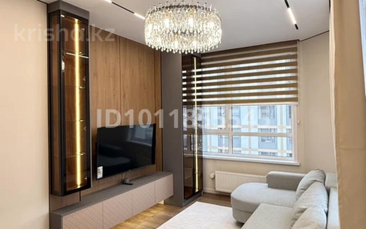 3-комнатная квартира · 80 м² · 10/17 этаж, ул. Сыганак 22/1 за 73.3 млн ₸ в Астане, Есильский р-н — фото 2