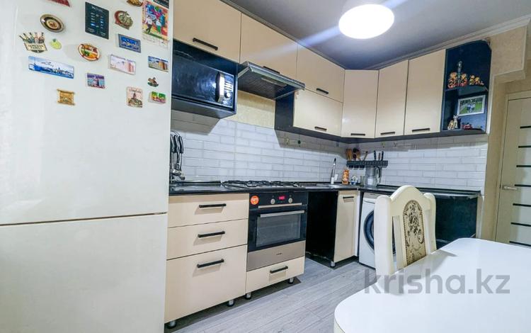 4-комнатная квартира · 74 м² · 1/5 этаж, мкр Орбита-4 3 за 57 млн ₸ в Алматы, Бостандыкский р-н — фото 12