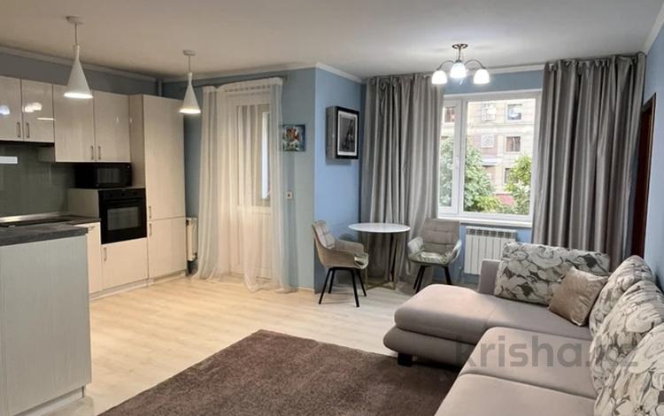 2-комнатная квартира · 55 м² · 2/9 этаж, Аскарова Асанбая 21 за 380 000 ₸ в Алматы, Наурызбайский р-н — фото 2