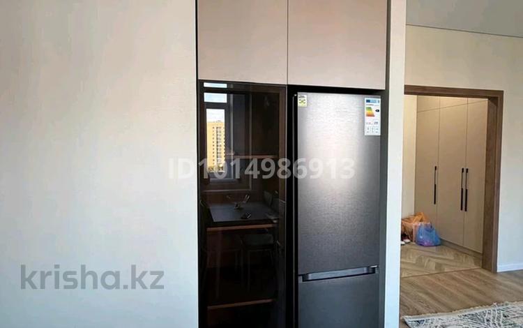 1-комнатная квартира · 34 м² · 6/9 этаж, ул. Айнаколь 64 за 260 000 ₸ в Астане, Алматы р-н — фото 2