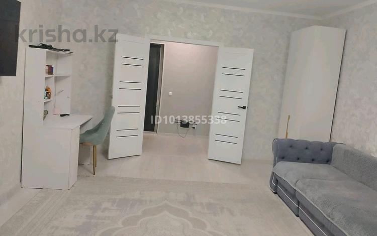 2-комнатная квартира · 66 м² · 6/9 этаж, Голубые Пруды 12/2 за 200 000 ₸ в Караганде, Алихана Бокейханова р-н — фото 2