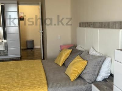 2-комнатная квартира · 58 м² · 15/15 этаж, Наурызбай батыра 50 — Жибек Жолы за 20 000 ₸ в Алматы, Алмалинский р-н