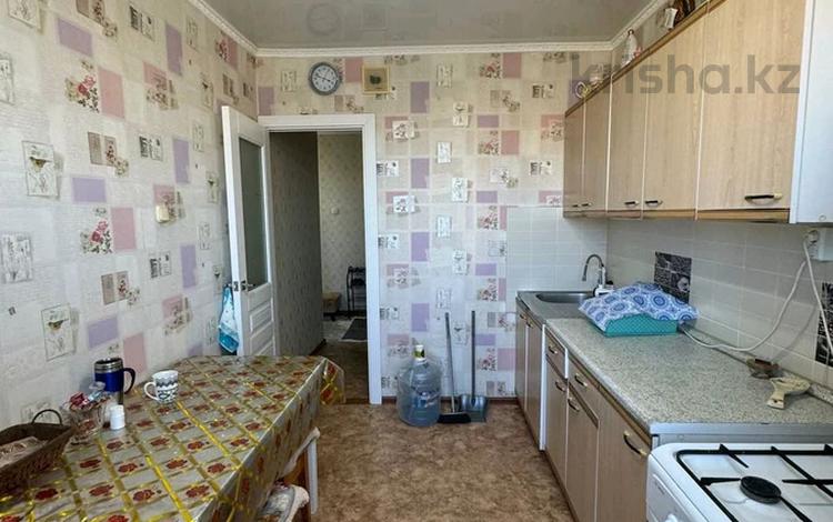 4-бөлмелі пәтер, 80.4 м², 6/6 қабат, Абылай хана 24а, бағасы: 17.5 млн 〒 в Кокшетау — фото 2