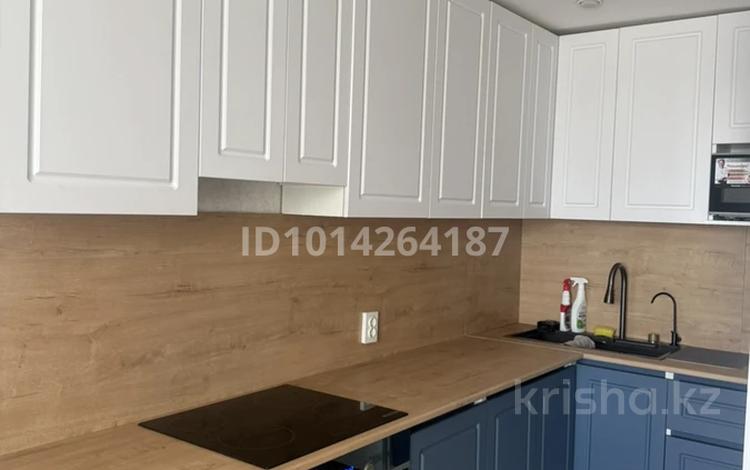 2-комнатная квартира · 59.8 м² · 8/18 этаж, Кенесары 70 за 250 000 ₸ в Астане, р-н Байконур — фото 2