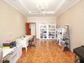5-комнатная квартира · 215 м² · 12/13 этаж, Ходжанова за 199 млн ₸ в Алматы, Бостандыкский р-н — фото 12