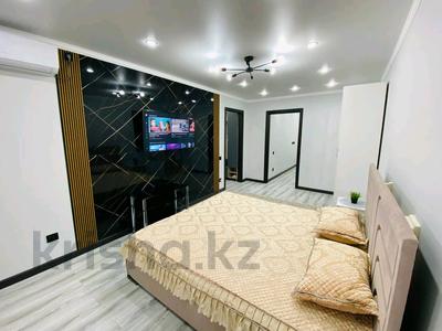 2-комнатная квартира · 60 м² · 2/5 этаж, Абая 64 — Район Школьник Центр города за 17 000 ₸ в Уральске