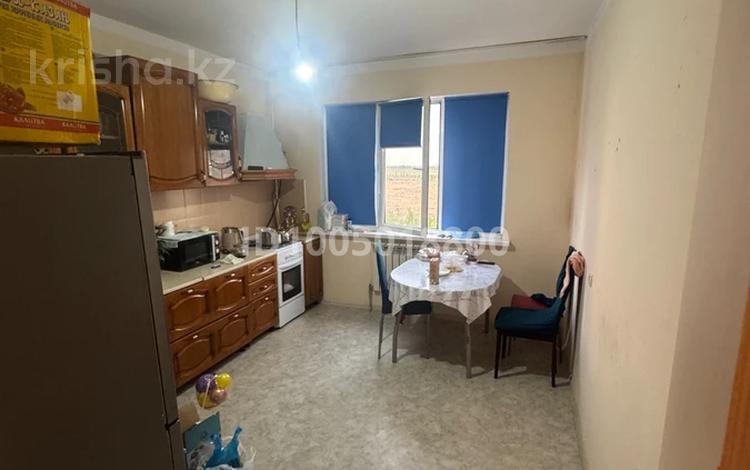 3-комнатная квартира · 76 м² · 4/5 этаж, мкр 13-й, мкр 13-й за 40 млн 〒 в Алматы, Алатауский р-н — фото 2