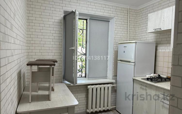 1-комнатная квартира · 40 м² · 1/5 этаж, мкр №11 14а — Шаляпина за 230 000 ₸ в Алматы, Ауэзовский р-н — фото 2