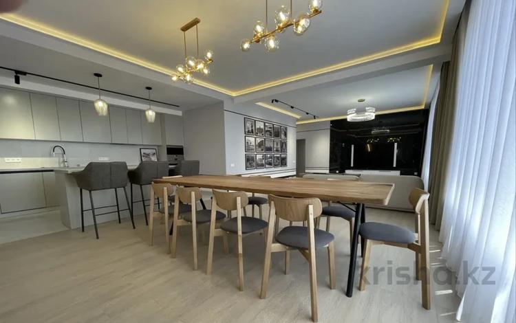 4-комнатная квартира · 160 м² · 20/21 этаж, Аль-Фараби 21 за 2 млн ₸ в Алматы, Бостандыкский р-н — фото 32