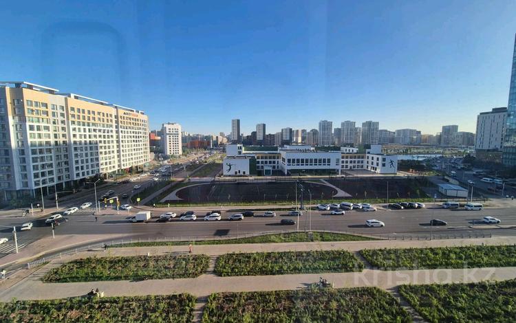 2-бөлмелі пәтер · 50.7 м² · 8/9 қабат, Толе би 57, бағасы: 44.5 млн ₸ в Астане, Нура р-н — фото 2