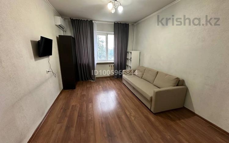 1-бөлмелі пәтер · 40 м², мкр Таугуль-1, Сулейменова — Навои-Рыскулбекова, бағасы: 240 000 ₸ в Алматы, Ауэзовский р-н — фото 2