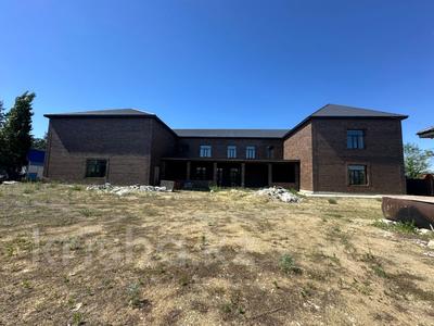 Жеке үй · 10 бөлме · 1762 м² · 36 жүзд., Юбилейный, бағасы: 600 млн ₸ в Мичуринское