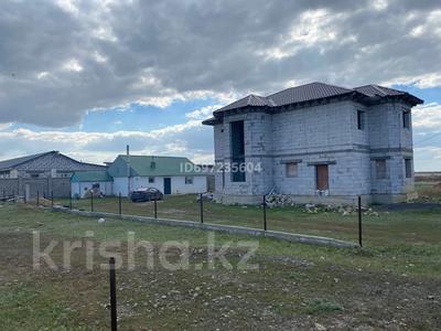 Жер үй мен саяжайлар в Акмолинской обл.: Жеке үй · 4 бөлме · 320 м² · 10 сот., СелоТайтобе 113 — Г Косшы, бағасы: 18.5 млн 〒 Жеке үй · 4 бөлме · 320 м² · 10 сот., СелоТайтобе 113 — Г Косшы, бағасы: 18.5 млн 〒