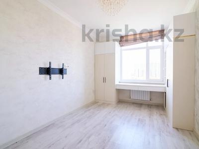 2-комнатная квартира, 60 м², 10/18 этаж, Кенесары 4б за 33.5 млн 〒 в Астане, Сарыарка р-н