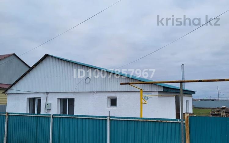 Отдельный дом · 3 комнаты · 58.9 м² · 10 сот., Бейбарыс Султан 27/1 за 18 млн ₸ в Аксае — фото 2