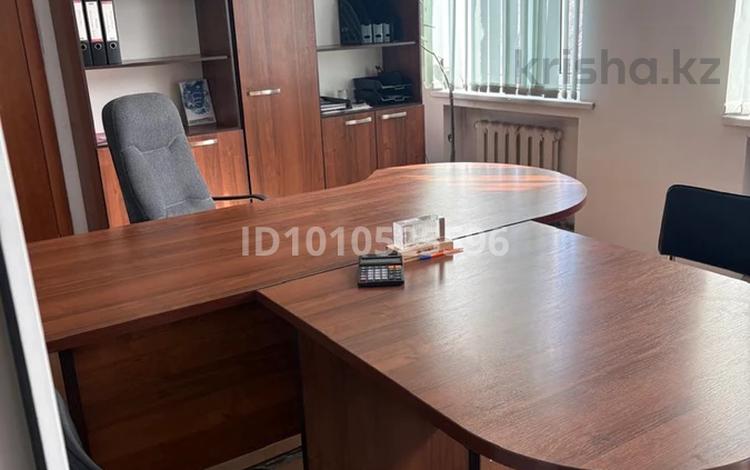 Кеңселер, кабинеттер және жұмыс орындары · 170 м², бағасы: 500 000 ₸ в Алматы, Жетысуский р-н — фото 2