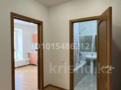 1-комнатная квартира · 40.8 м² · 10/10 этаж, Аманжолова 32 за 22.9 млн ₸ в Астане, Сарайшык р-н