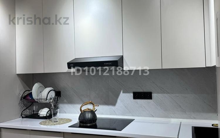 2-комнатная квартира · 58 м² · 2/16 этаж, ул. Алатау батыра 50А за 220 000 ₸ в Шымкенте, Каратауский р-н — фото 2