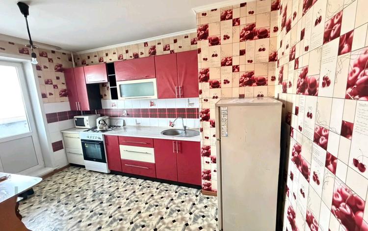 3-комнатная квартира · 70 м², Позолотина — Дср за 150 000 〒 в Петропавловске — фото 2